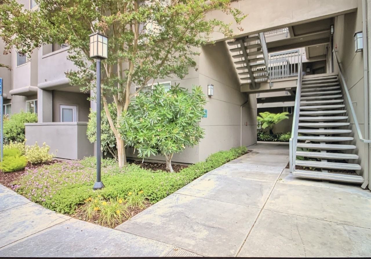 3440 El Camino Real - Photo 3 of 6