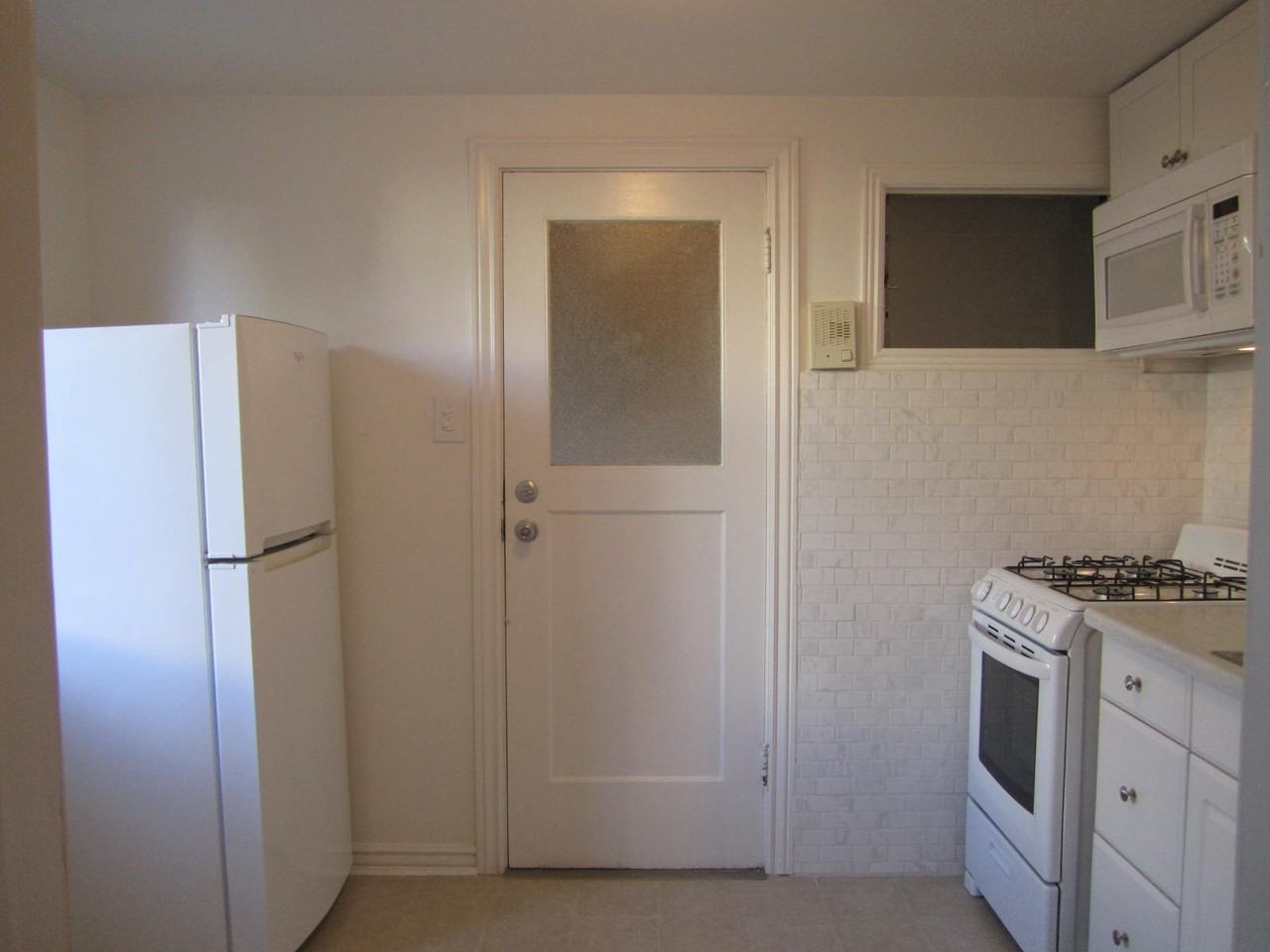 3528 Scott Street - Photo 3 of 14