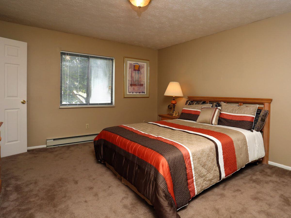 Hillbrook Apartments - Photo 4 of 32