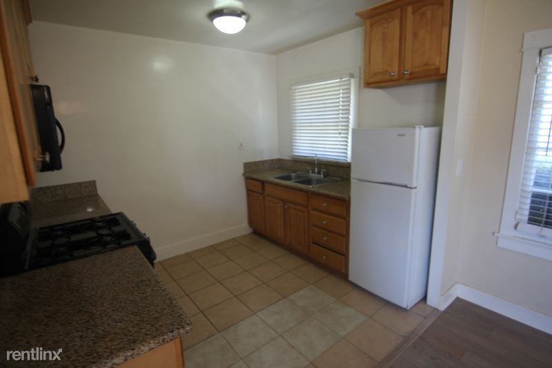 5414 Fountain Ave - Photo 3 of 14