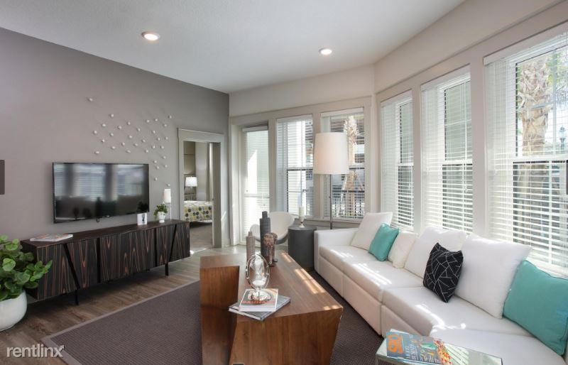 320 Central Ave Fl 34236 - Photo 2 of 29