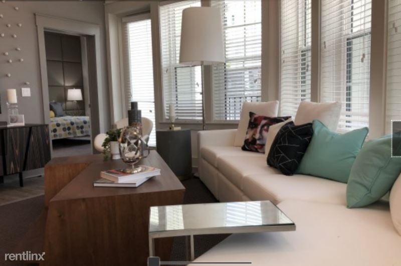 320 Central Ave Fl 34236 - Photo 3 of 29