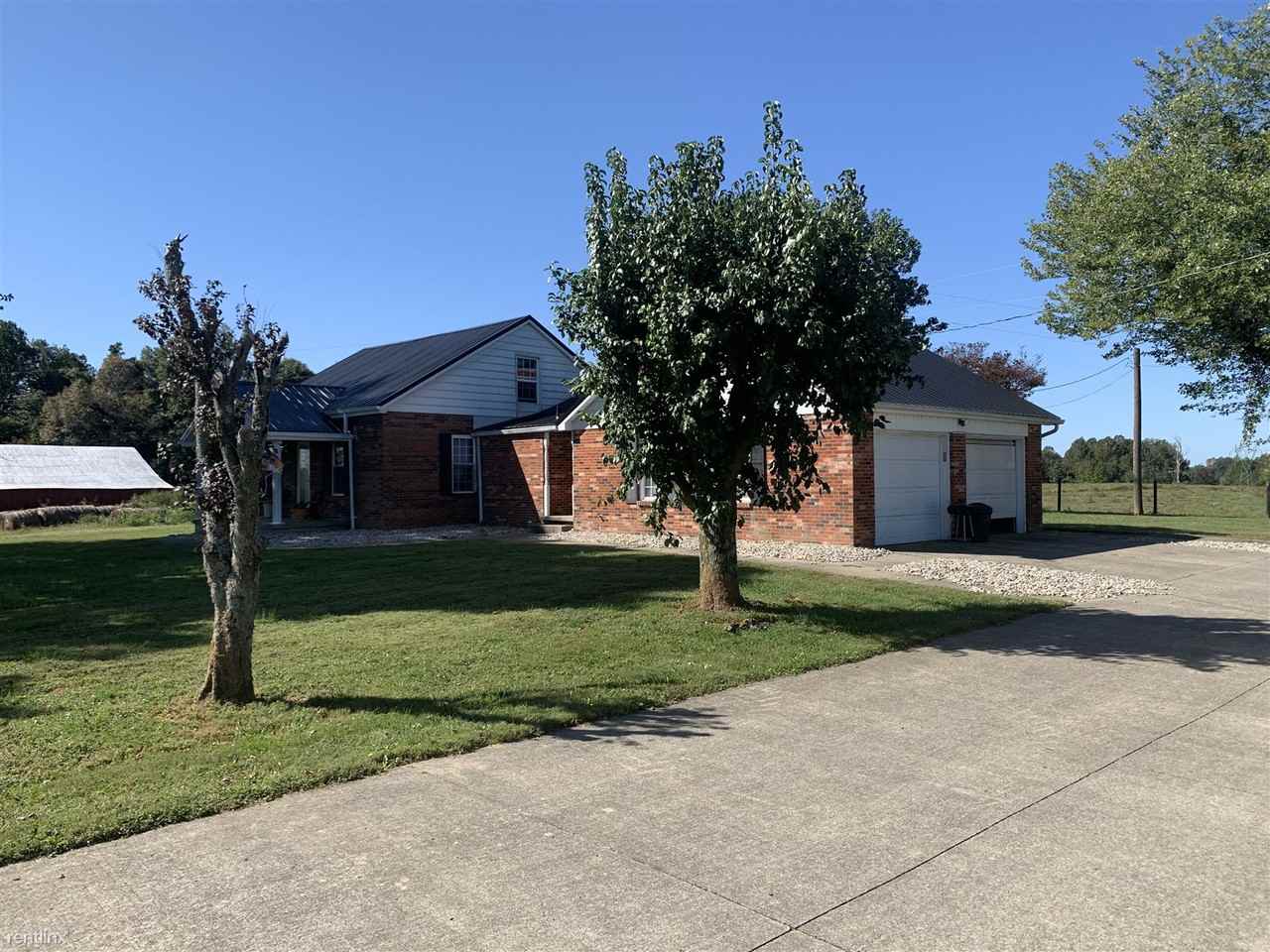 957 Ford Rd - Photo 3 of 10