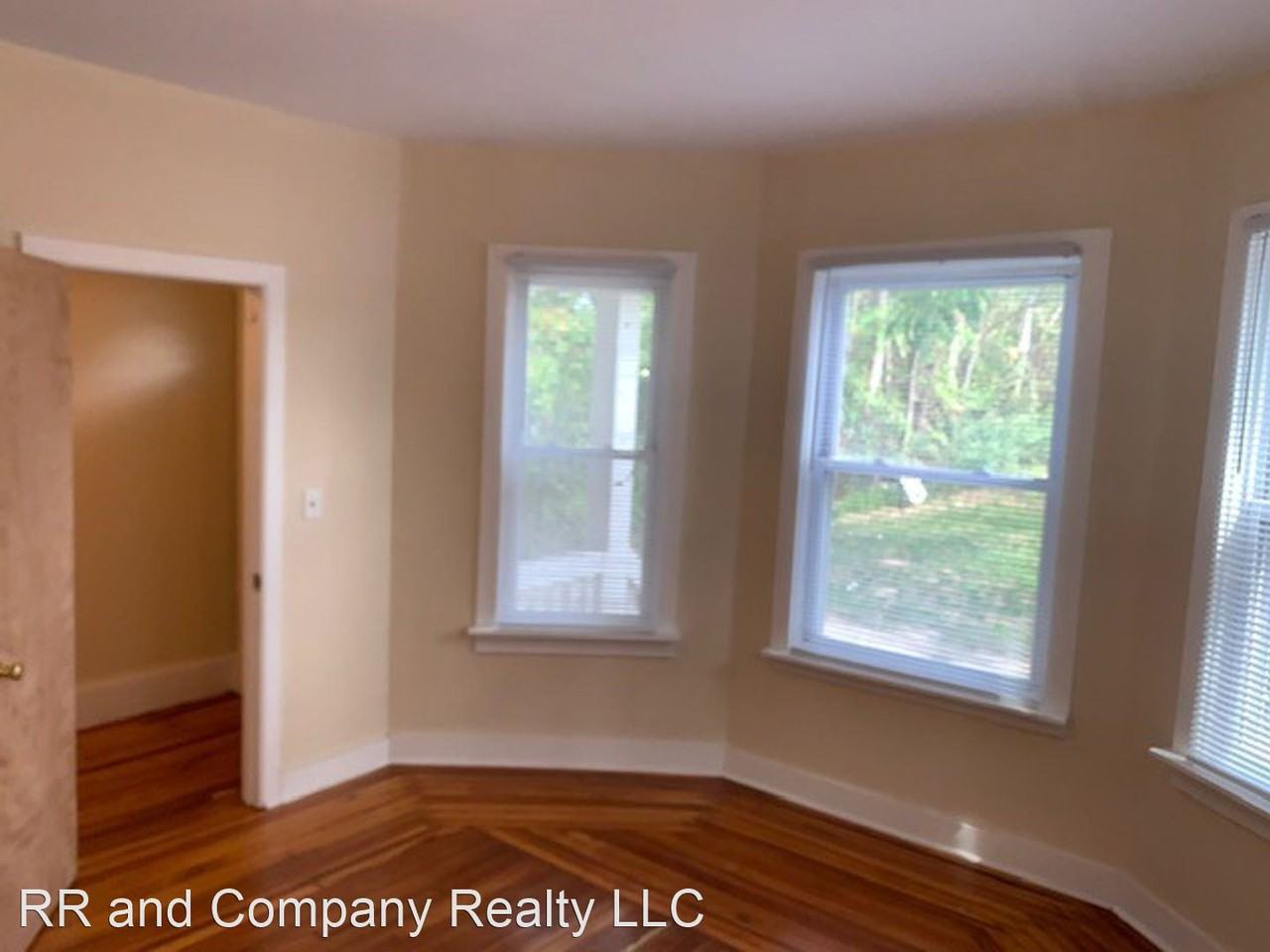 22-24 Crane St - Photo 2 of 5