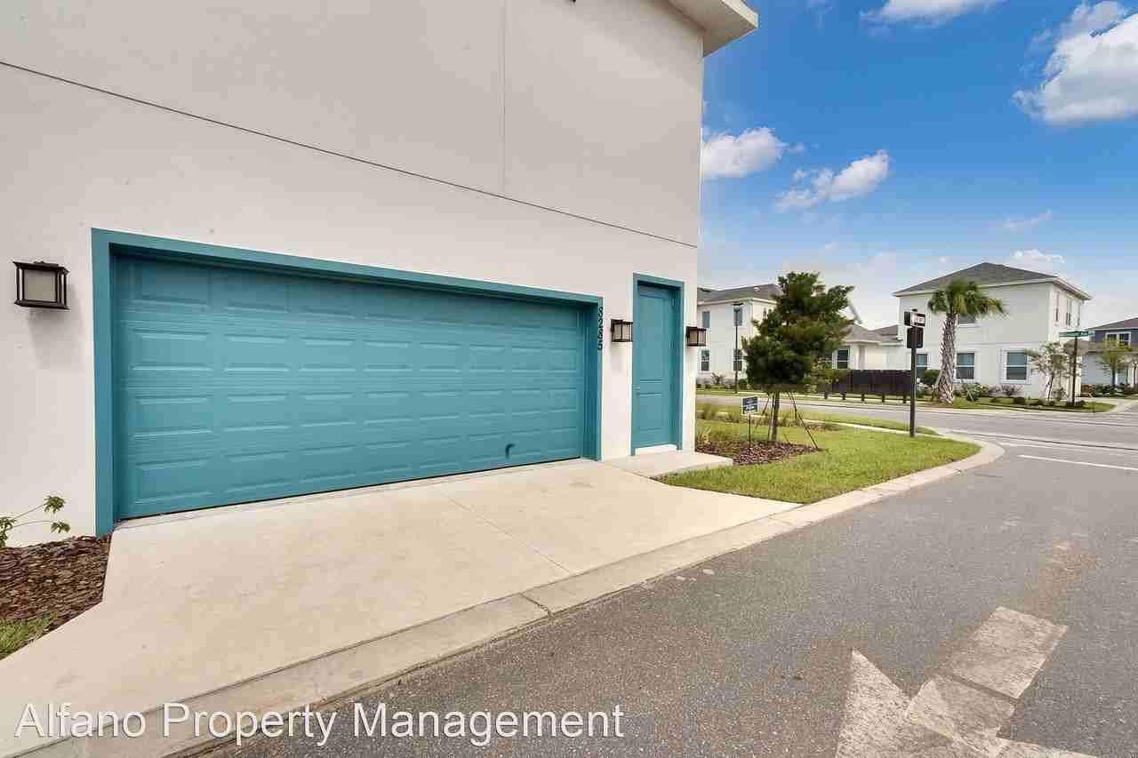 8285 Lindahl Aly - Photo 2 of 18