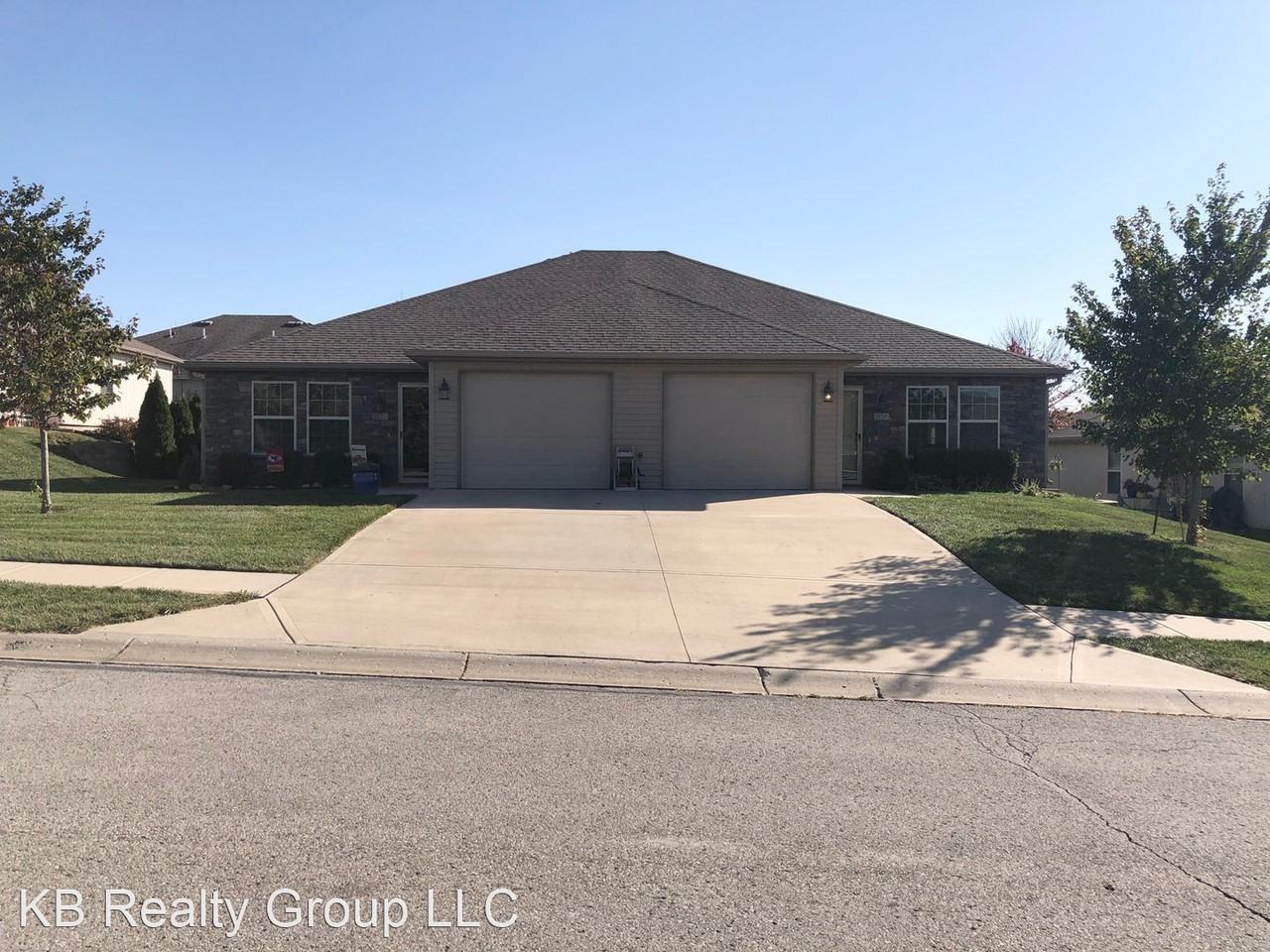 106 Sw Rose Garden Ln, Blue Springs, MO 64064 3 Bedroom House for