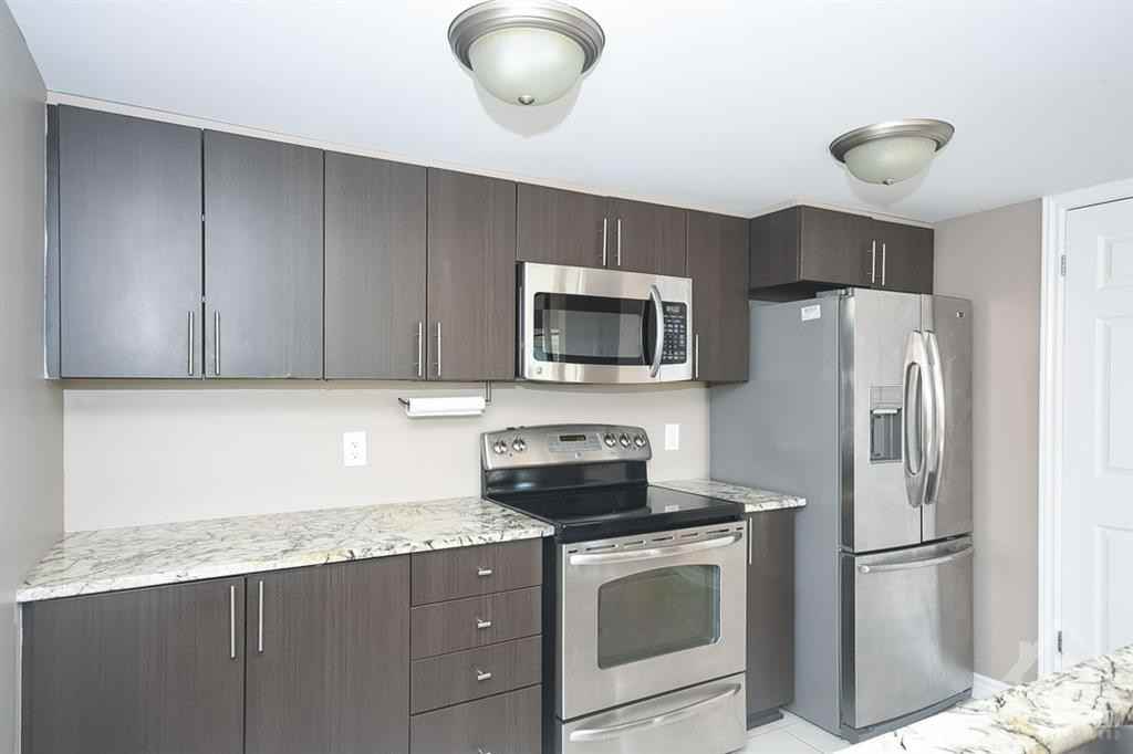 265 Titanium Pvt Unit B - Photo 3 of 12