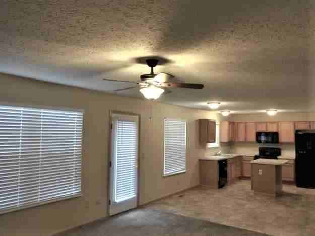 3182 Cumberland Woods Dr - Photo 3 of 12