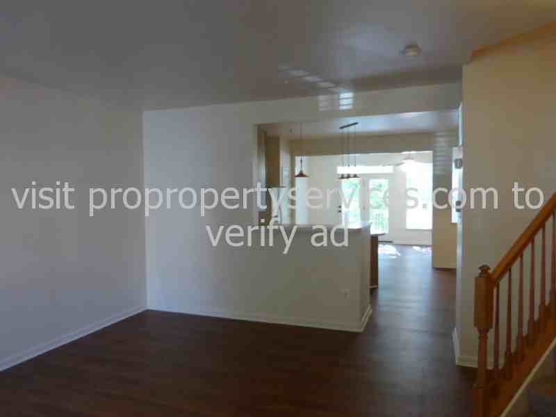 1721 Emory St - Photo 2 of 17