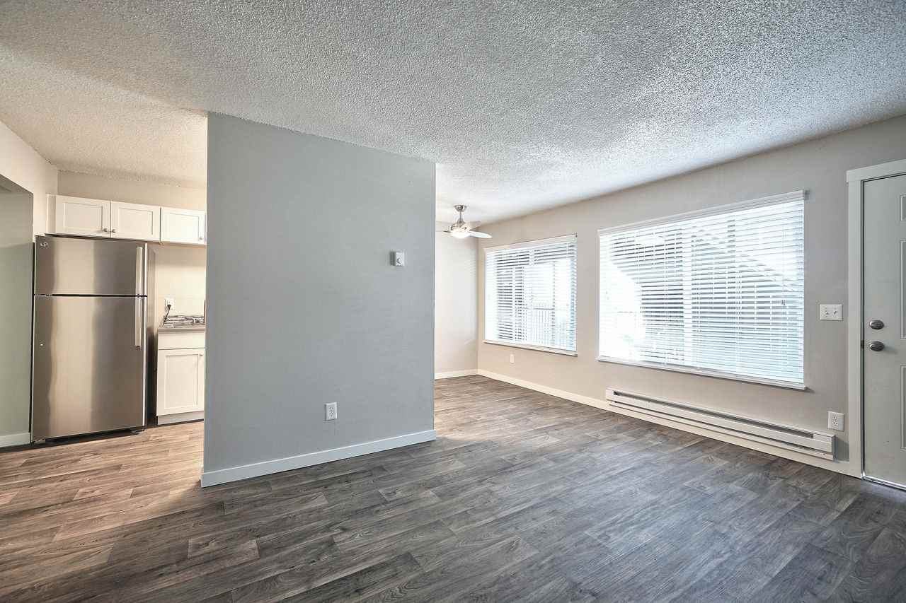 The Melrose Apartments - Photo 5 of 23