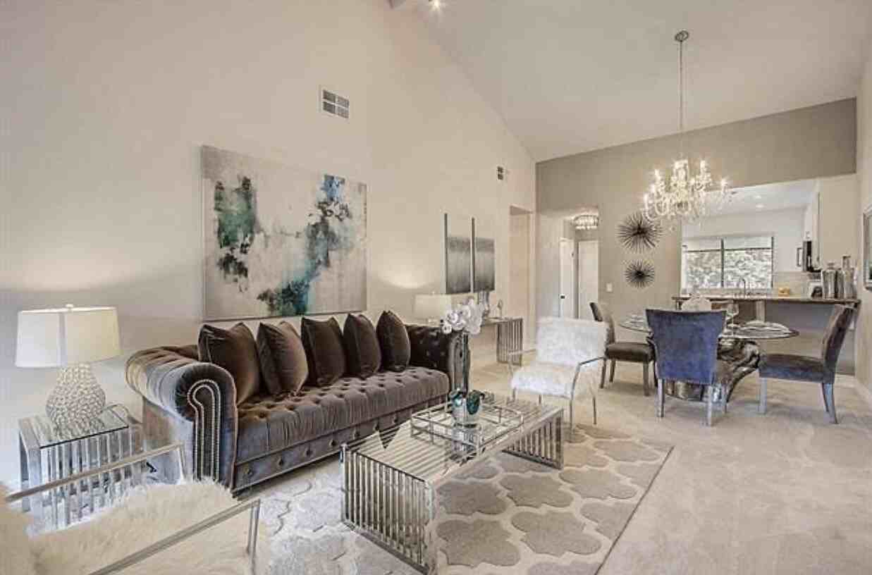 1400 Bowe Avenue - Photo 2 of 12