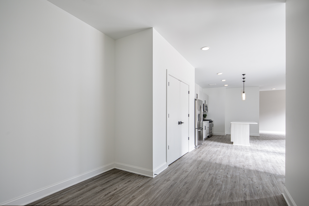 The Avenue District II - Photo 3 of 15