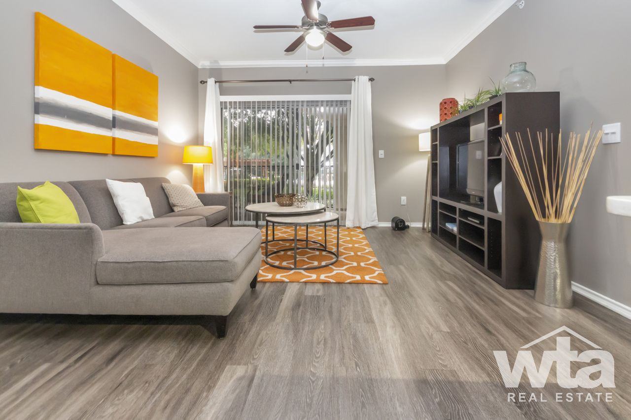 9801 West Parmer Lane - Photo 3 of 8