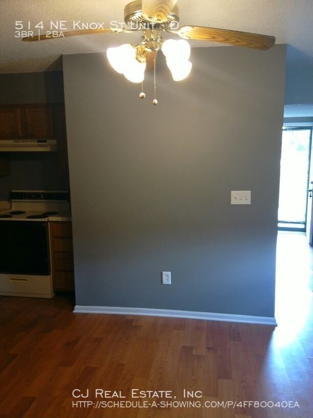 514 Ne Knox St #D - Photo 3 of 9