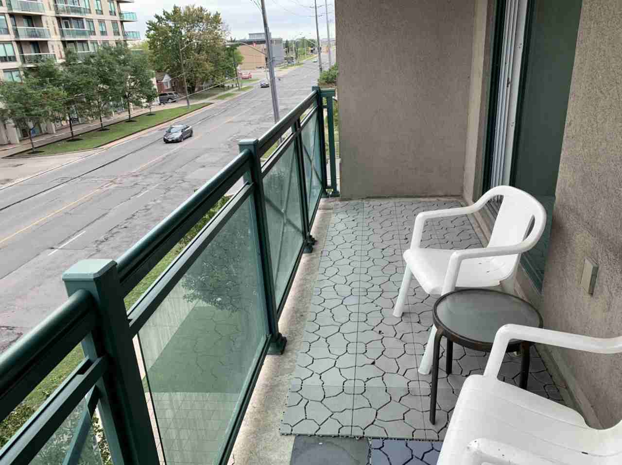 920 Sheppard Ave W - Photo 3 of 12