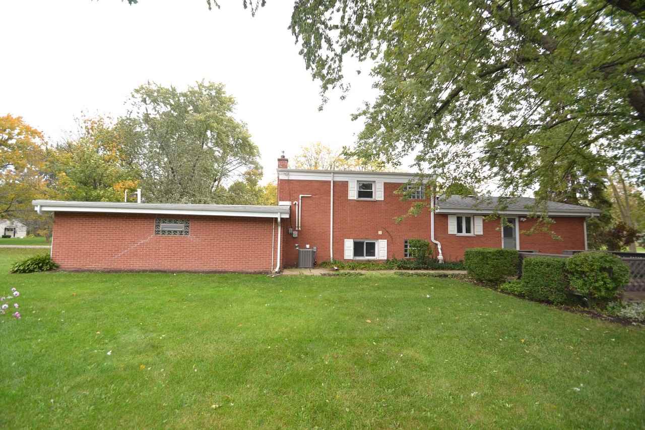 42 Glenbrook Dr - Photo 2 of 10