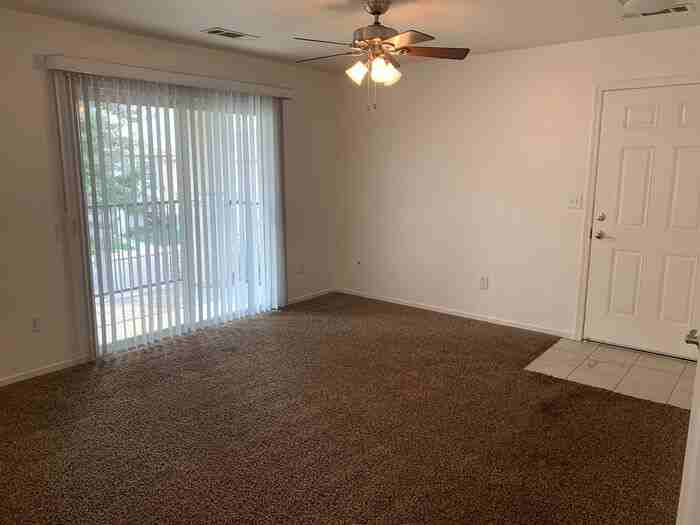 2506 W Lark Ave - Photo 2 of 17