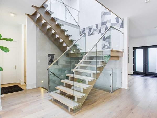 86 Upper Canada Drive - Photo 2 of 18