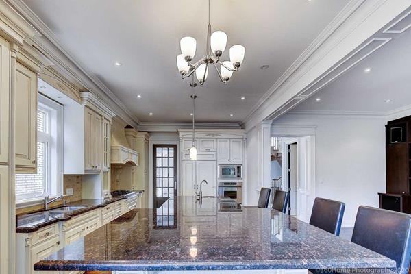 186 Roe Avenue - Photo 3 of 21