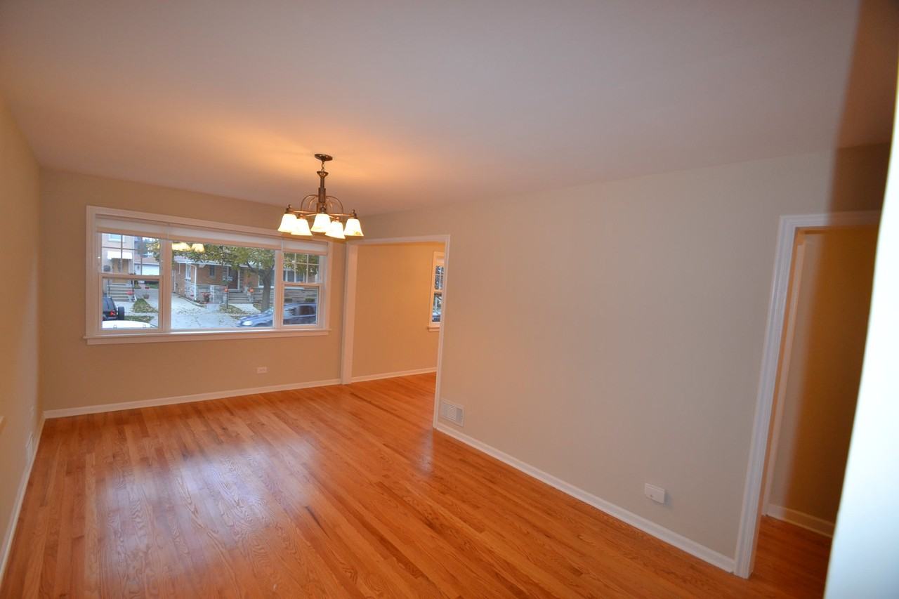 4121 N Odell Ave - Photo 2 of 12