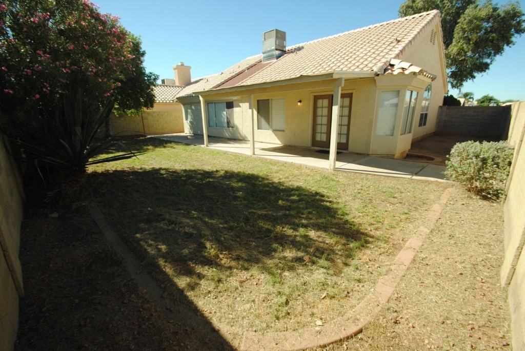 1119 N Owl Dr - Photo 2 of 16