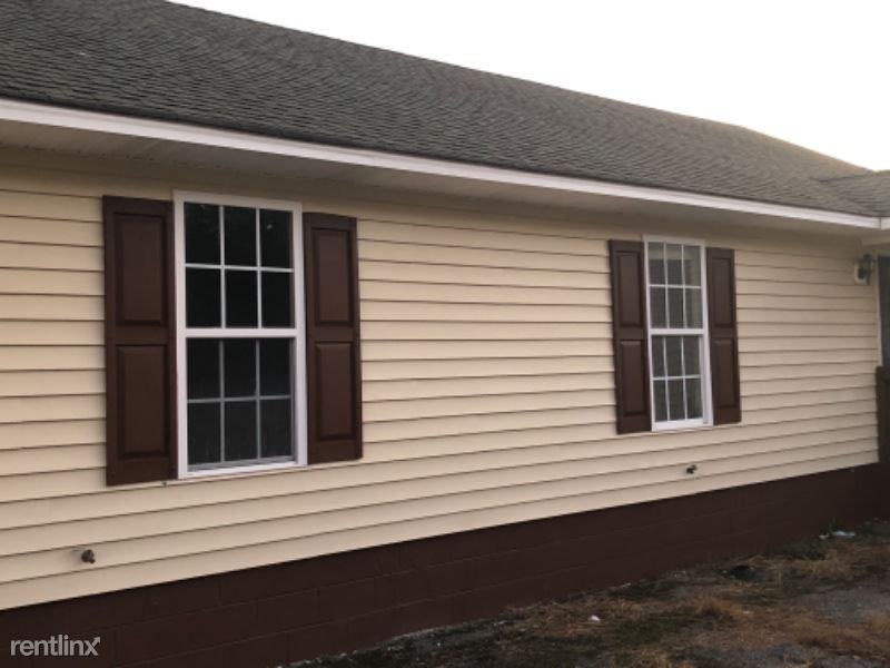 125 Baileys Park Ln - Photo 2 of 11