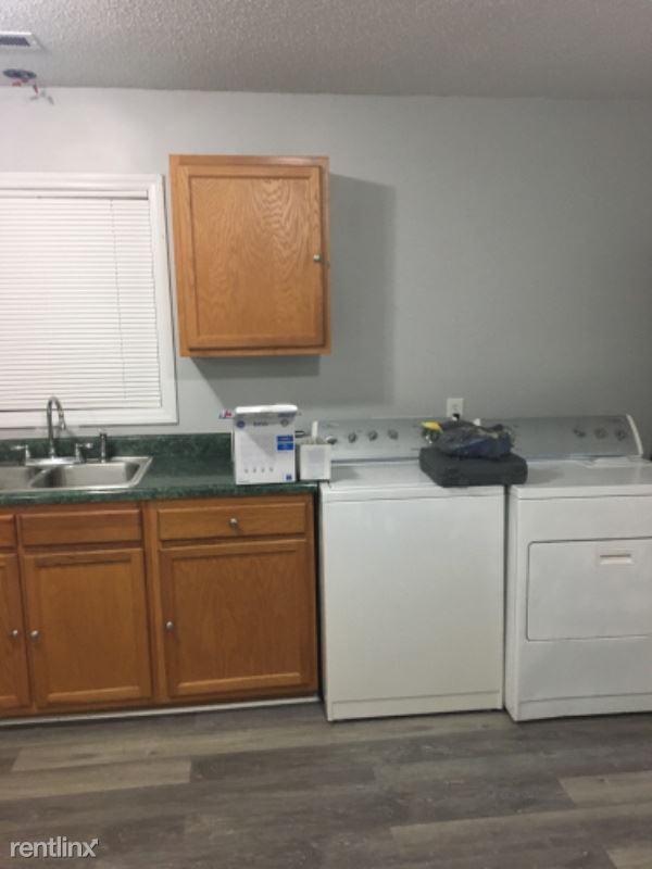 125 Baileys Park Ln - Photo 3 of 11