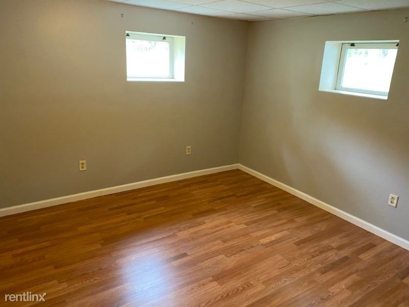 106 Dunsbach Rd - Photo 2 of 7