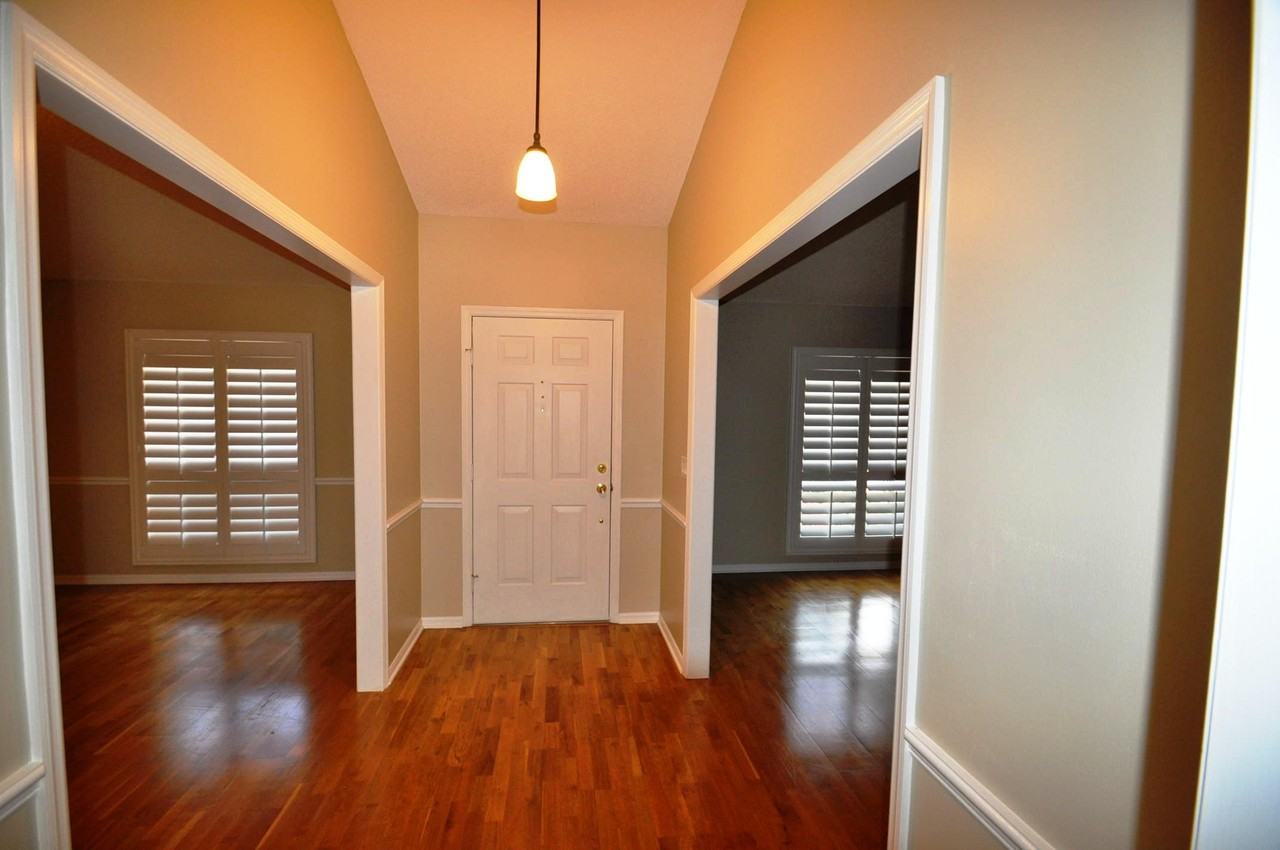 502 Sabal Trail Cir - Photo 3 of 12