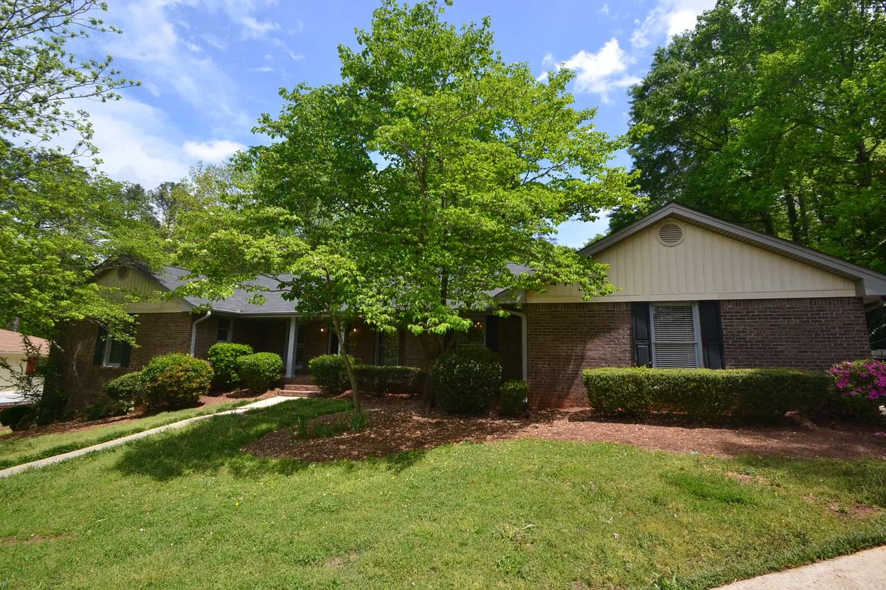 5238 E Shore Dr SW - Photo 2 of 14