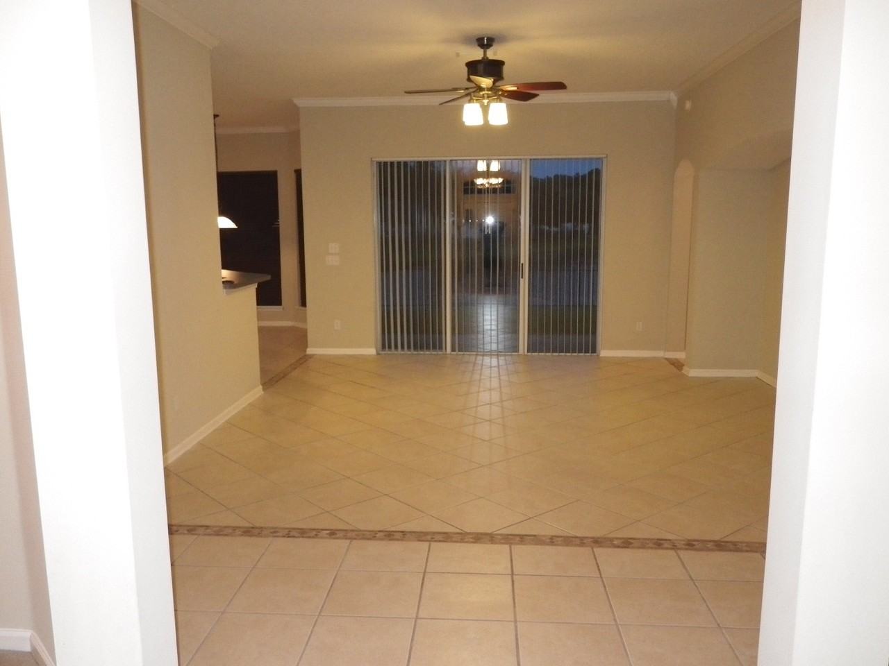 14305 Sea Eagle Dr - Photo 3 of 13