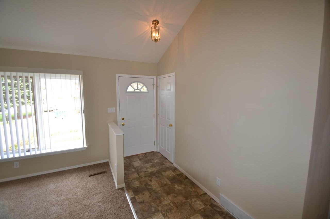 5309 W Malibu Ct - Photo 2 of 13
