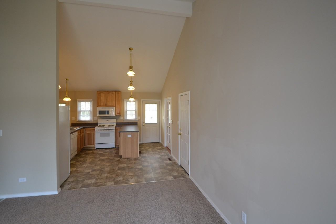 5309 W Malibu Ct - Photo 3 of 13