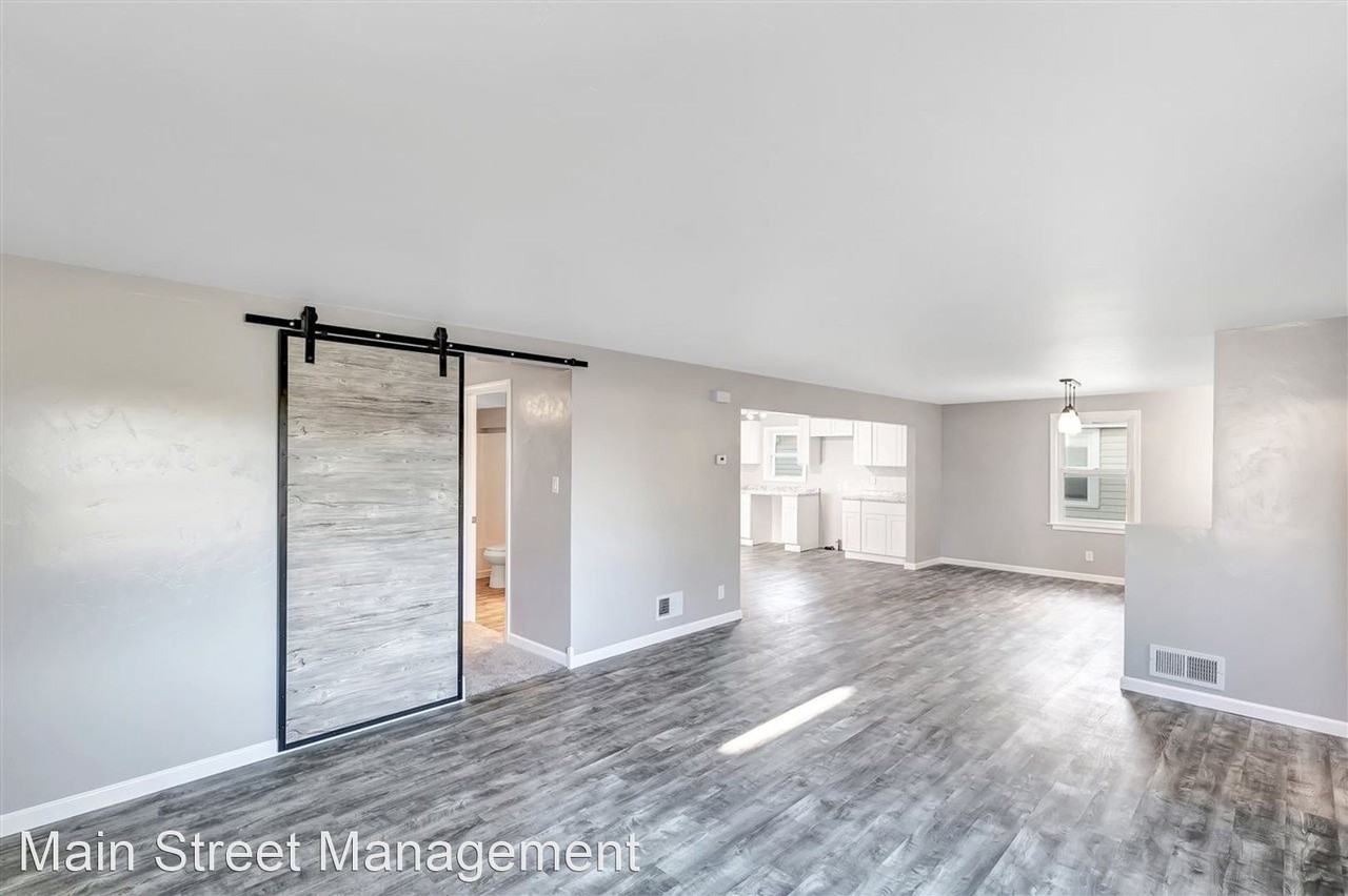 1629 E Mason St - Photo 2 of 9