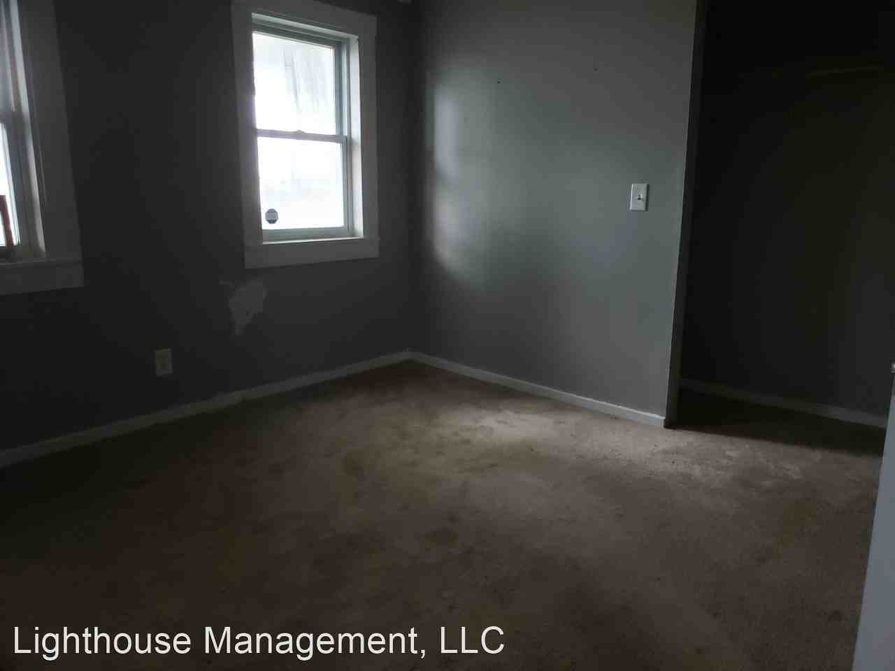 47-47.5 Woodward St. - Photo 3 of 11