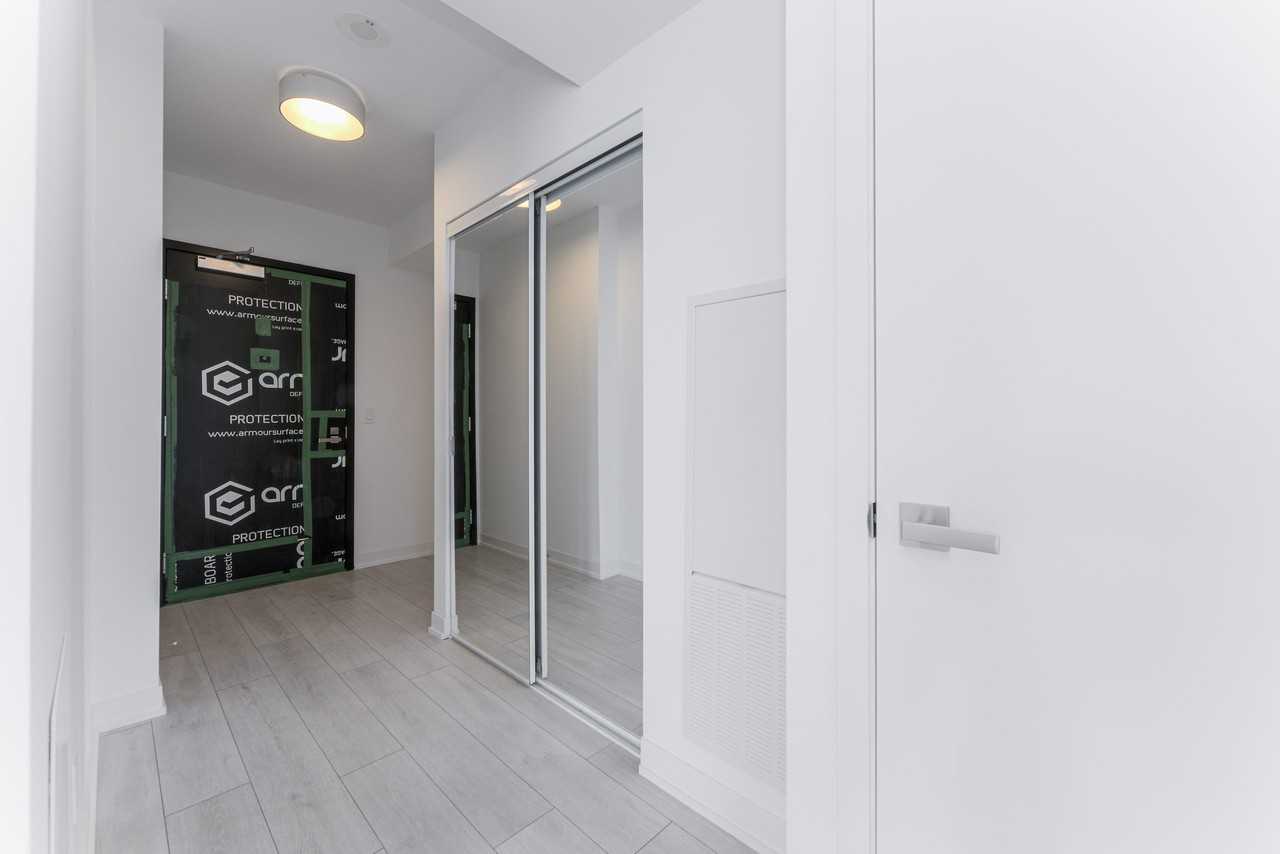 31 Tippett Rd - Photo 3 of 39