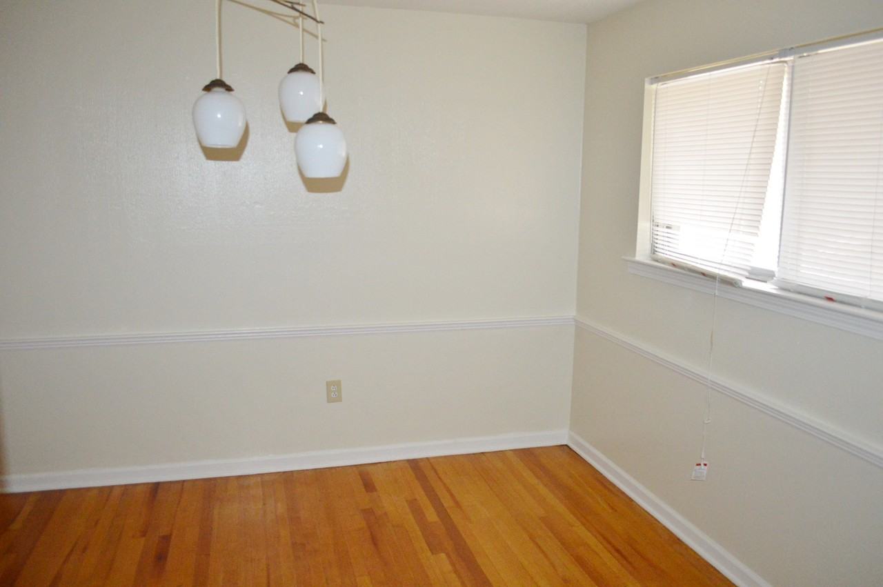 3404 Renault St - Photo 3 of 15