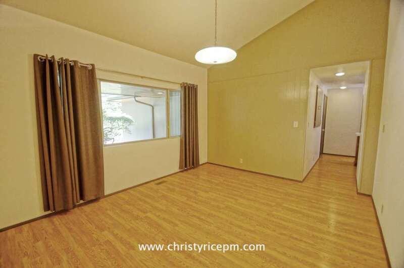 15025 Se 22nd St - Photo 2 of 9