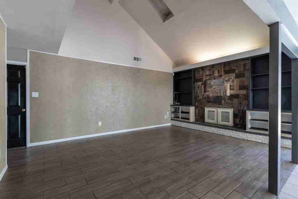 418 Hickory Ridge Dr - Photo 3 of 23