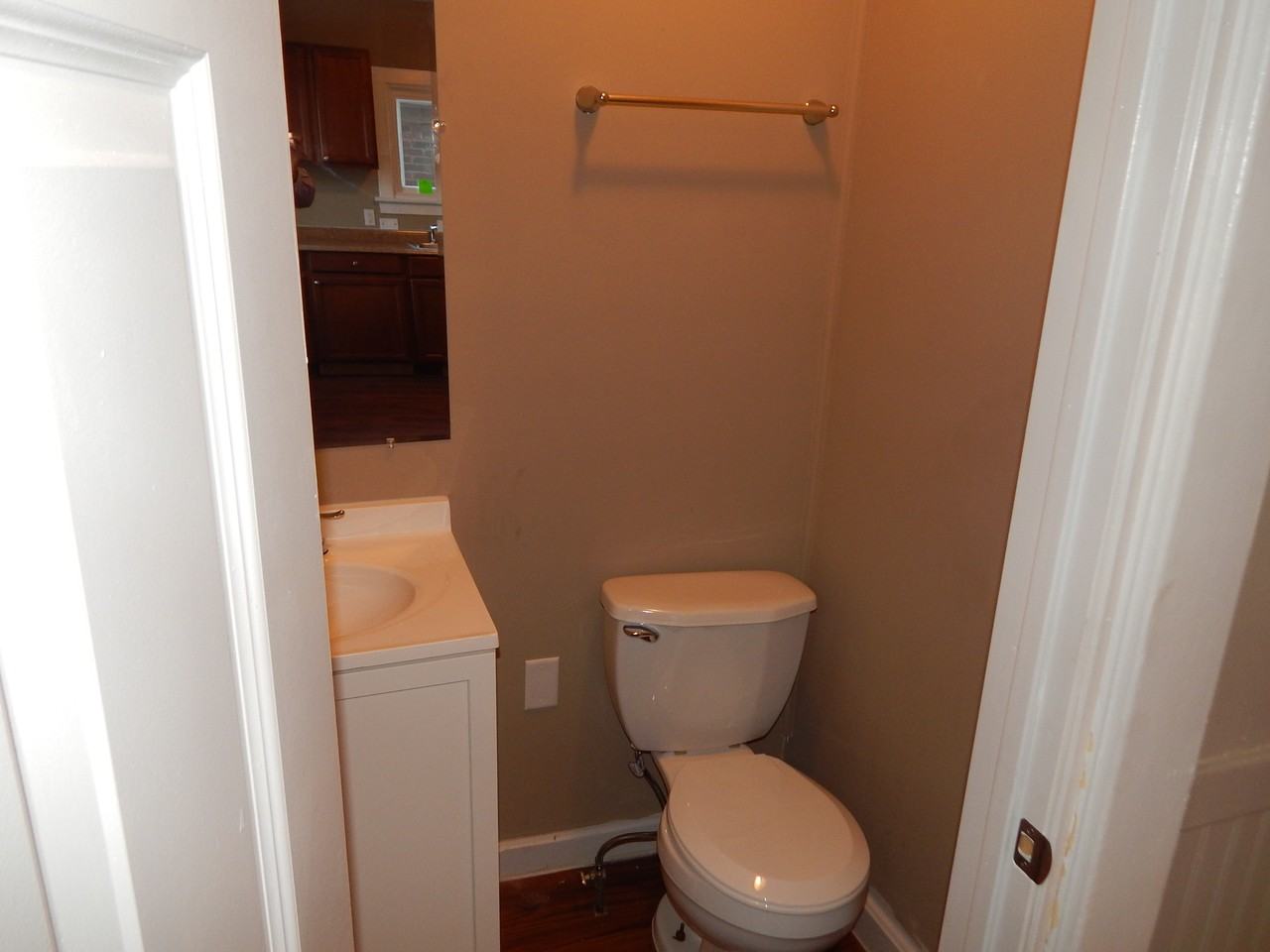 104 Wilcox St - Photo 2 of 5