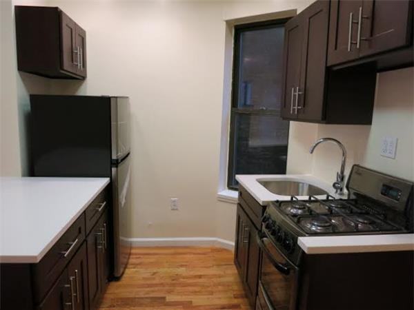 796 9th Ave #14 - Photo 3 of 5