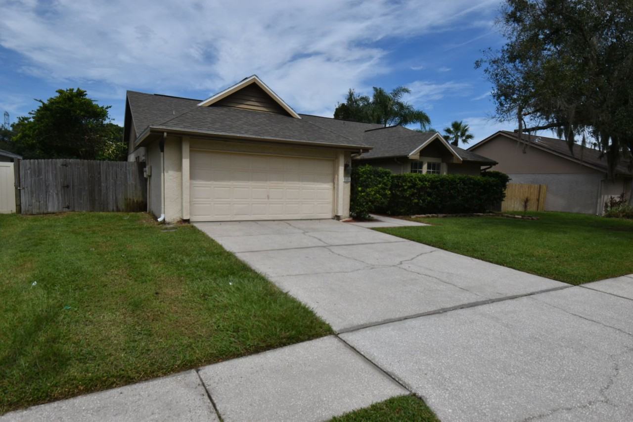 5901 Silver Moon Ave - Photo 3 of 30