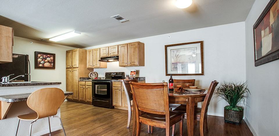 S Walnut Ave - Photo 5 of 7