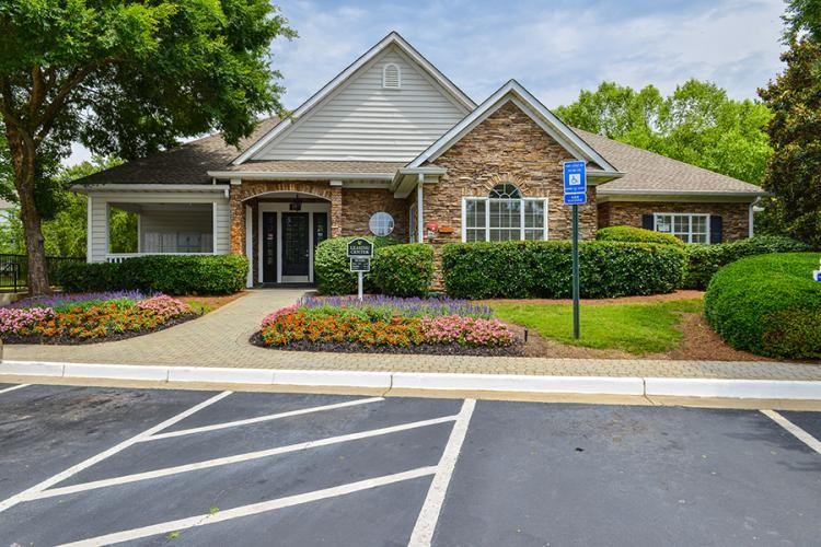 Shiloh Green - Photo 2 of 20