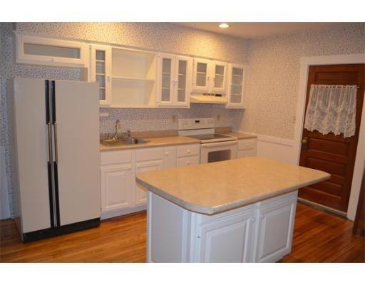 32 Walnut St #2 - Photo 2 of 4