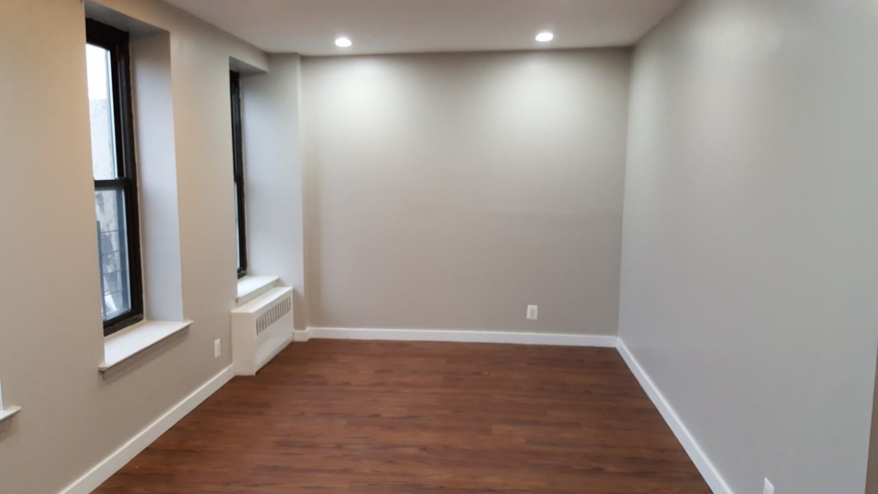 Eastern Pkwy & Buffalo Ave #30 - Photo 3 of 7