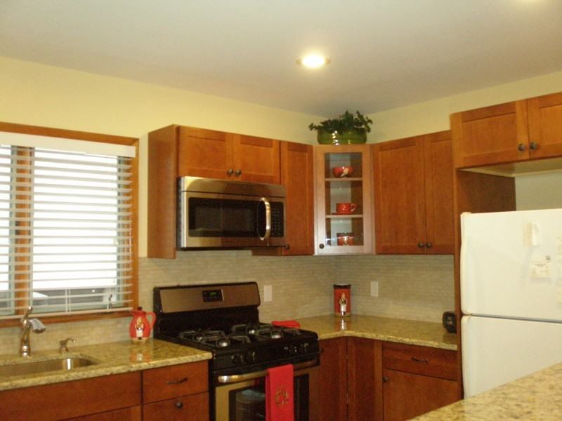 42 Elmwood Rd - Photo 3 of 10