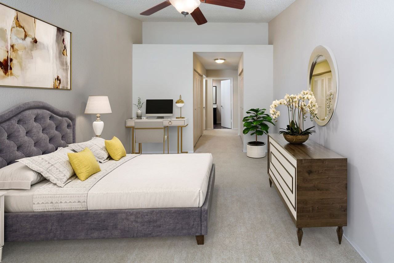 Camden Doral Villas - Photo 3 of 23