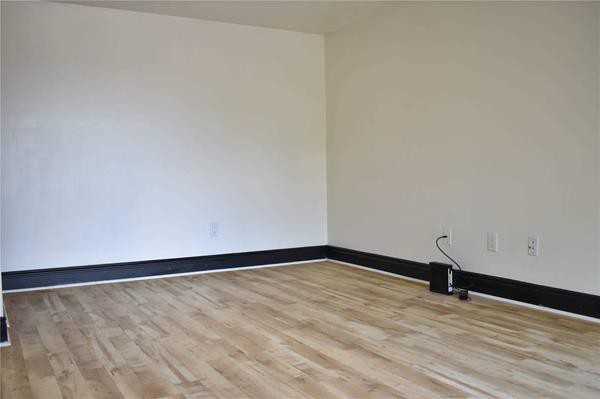 16 Franklin Avenue - Photo 3 of 20