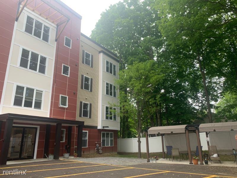 Park St, Essex Junction, VT 05452 1 Bedroom Apartment for 1,150/month